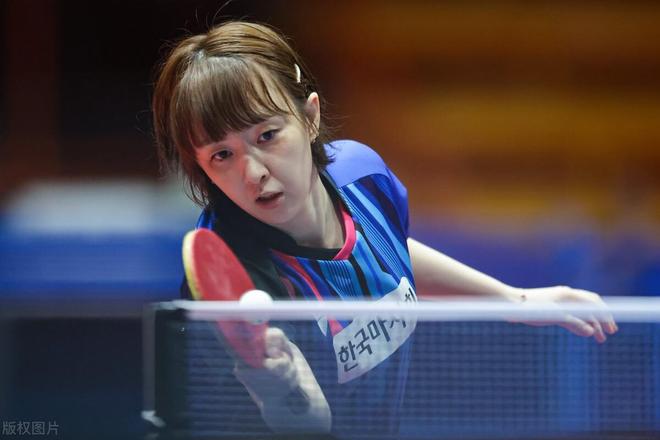 伯恩利借助 伯恩利借助