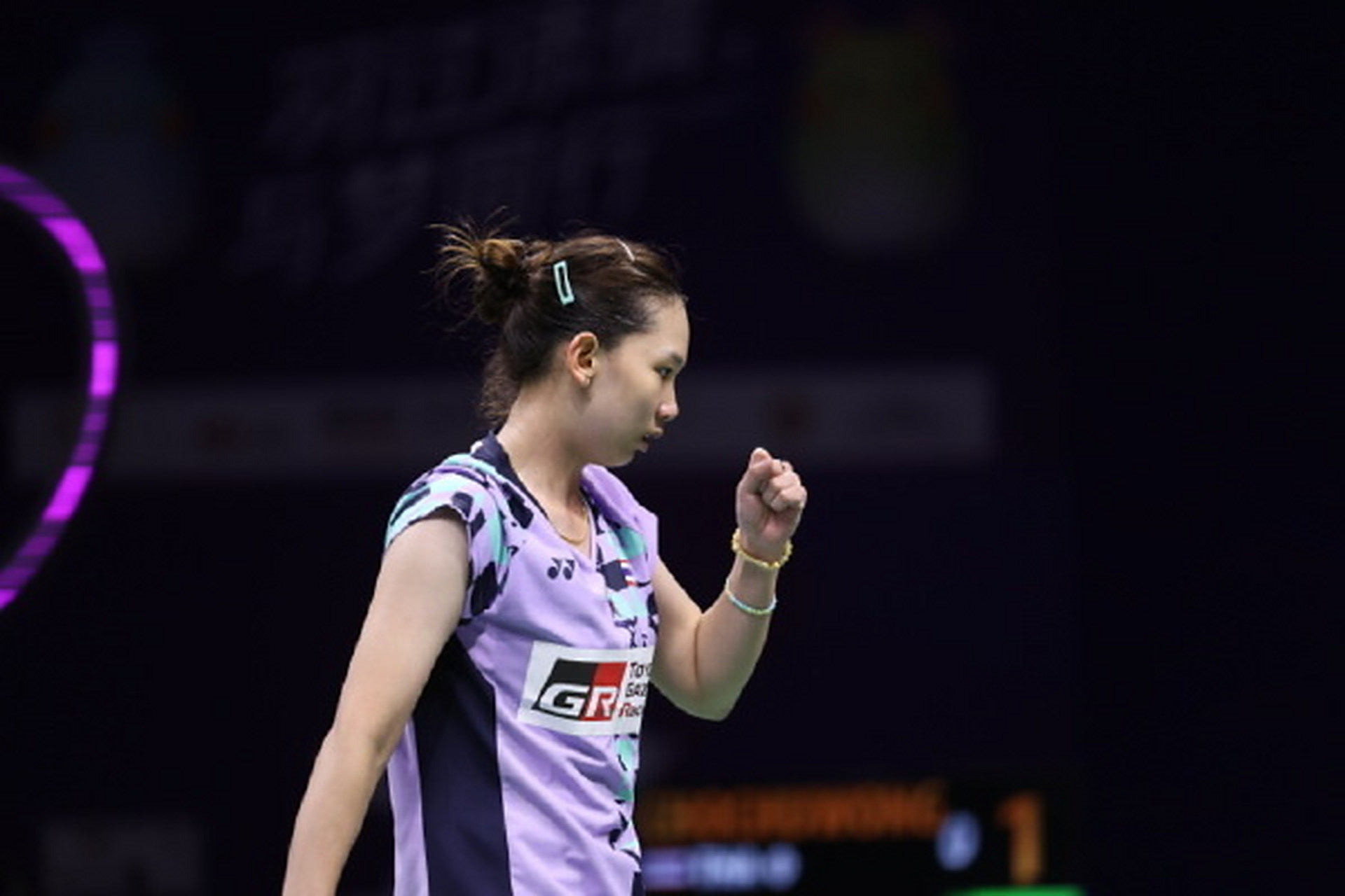 助攻梅开二 助攻梅开二